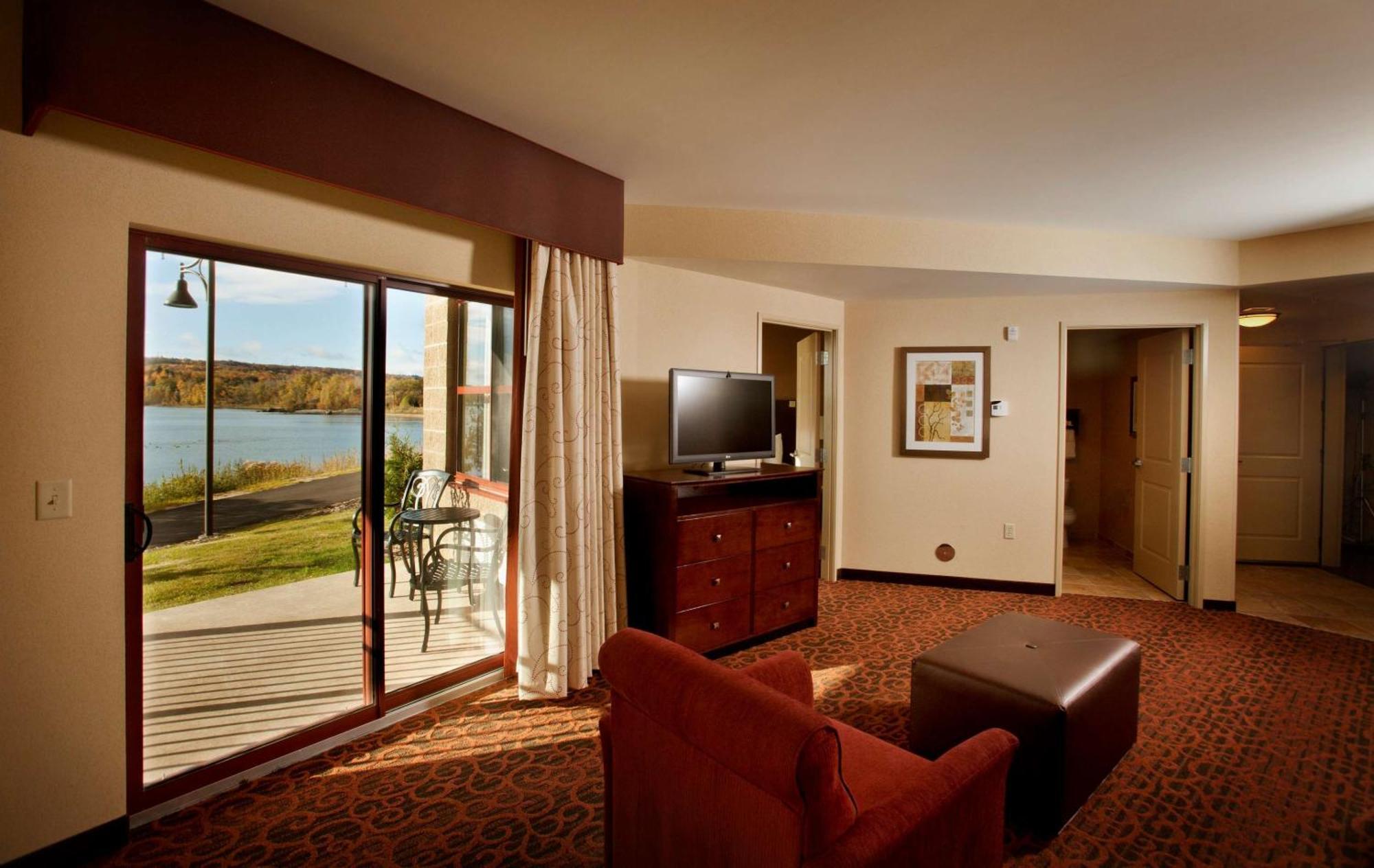 Hampton Inn Marquette-Waterfront מראה חיצוני תמונה